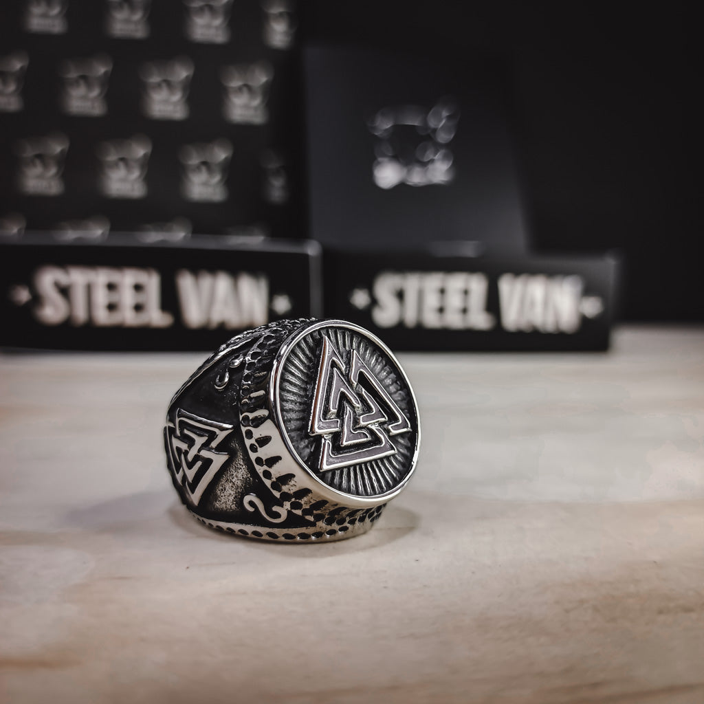 Anillo Valknut