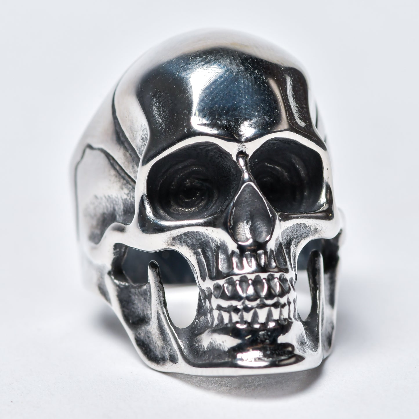 Anillo Cráneo