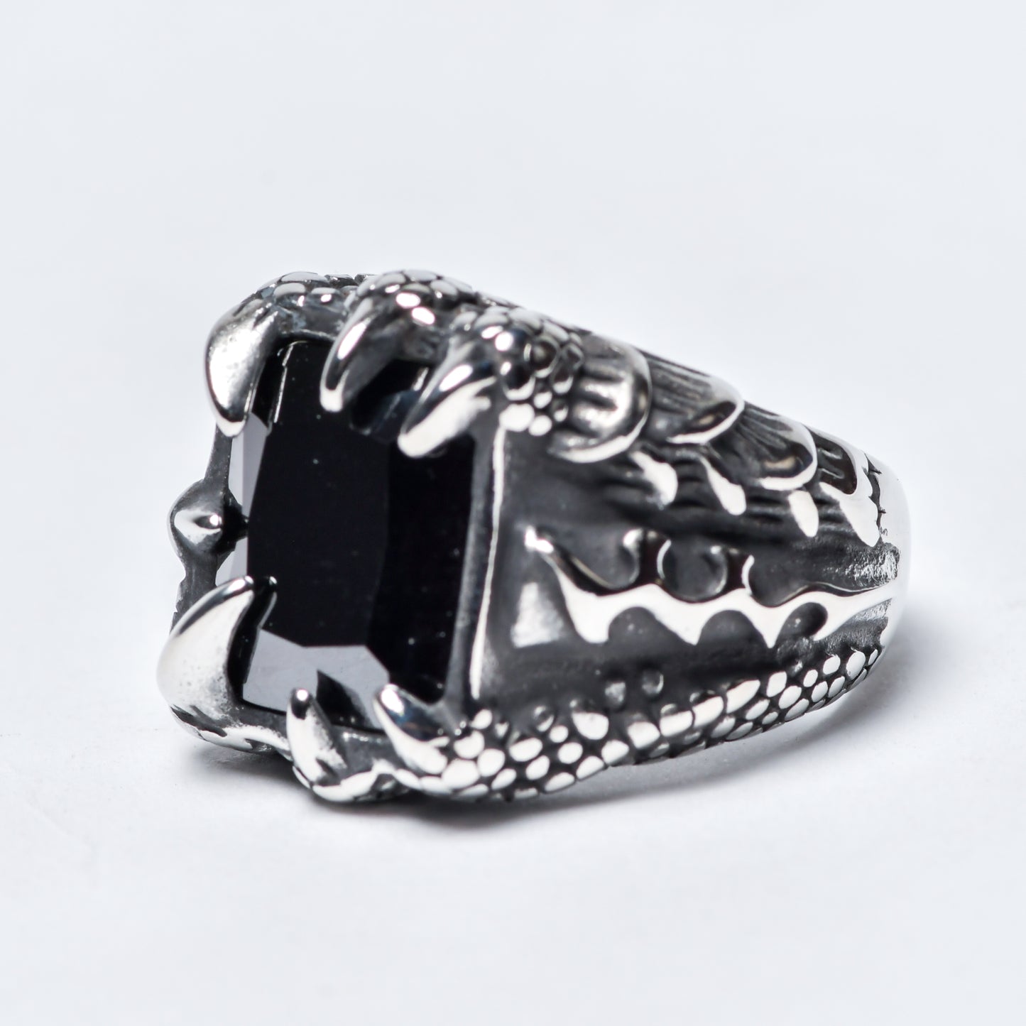 Anillo Garra