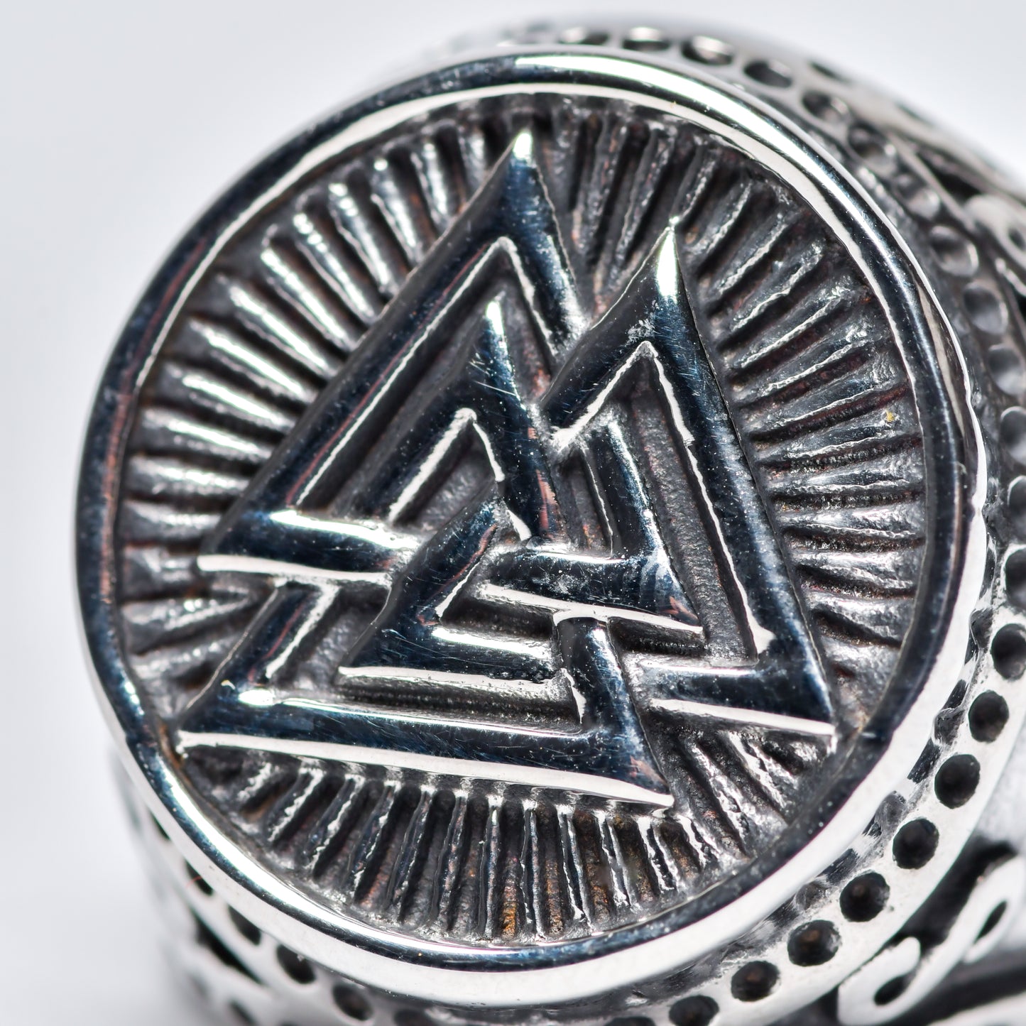 Anillo Valknut
