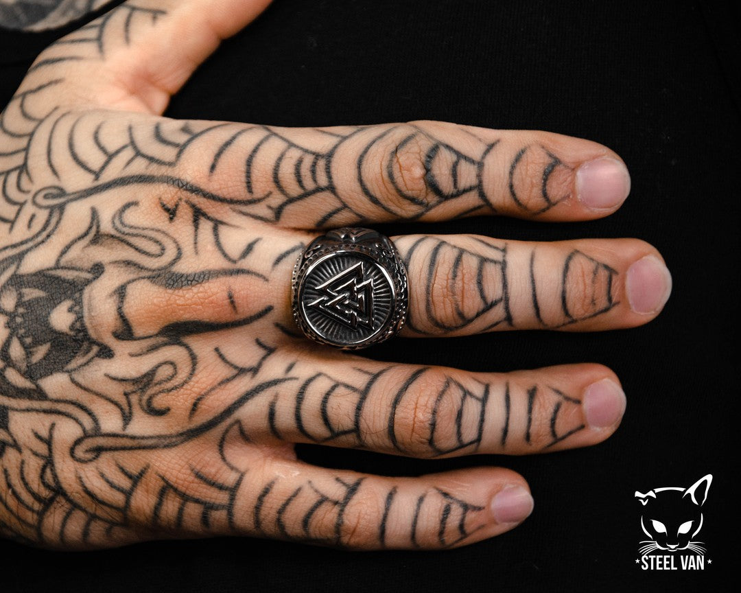 Anillo Valknut