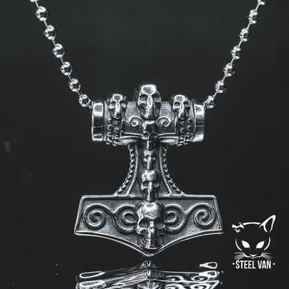 Mjolnir con Cráneos